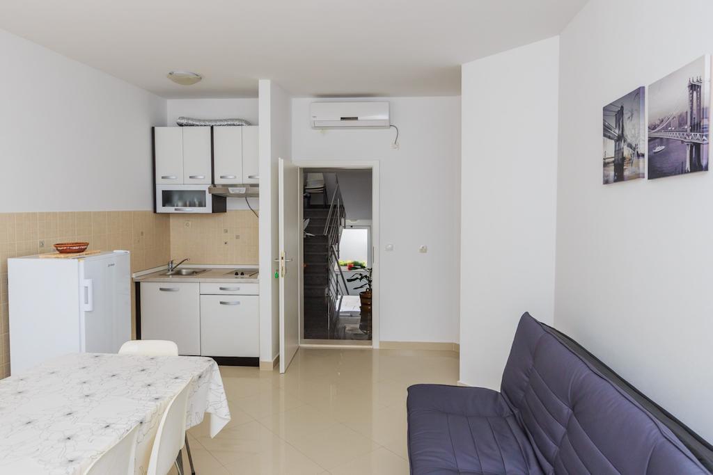 Apartments Rogulj Rogoznica  Quarto foto