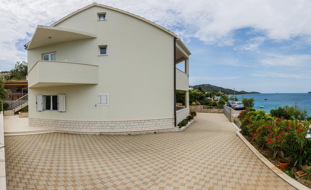 Apartments Rogulj Rogoznica  Exterior foto